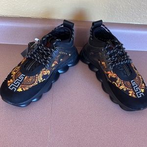 Versace Chain Reaction